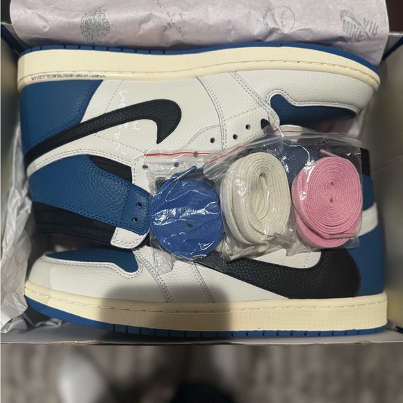 Nike Jordan 1 Retro High OG SP - Picture 6 of 14